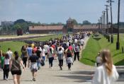 Rekordowa liczba odwiedzających były niemiecki nazistowski obóz koncentracyjny i zagłady Auschwitz i Auschwitz II-Birkenau